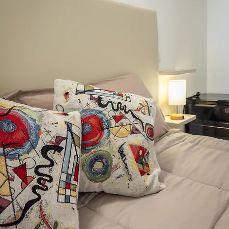 Via Roma 106 Bed & Breakfast 3*