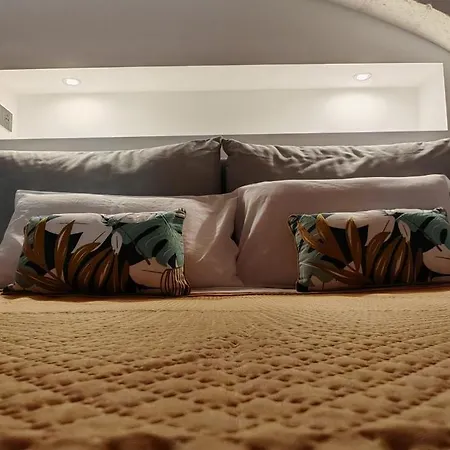 Via Roma 106 Bed & Breakfast 3*